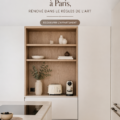 Appartement haussmannien rénové à Paris, avec moulures et parquet en bois