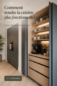 Une cuisine moderne et fonctionnelle avec des rangements optimisés et un aménagement pratique.
