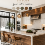 Une cuisine moderne décorée avec des couleurs tendances de 2025.