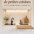 Une cuisine petite et bohème avec des éléments naturels et chaleureux