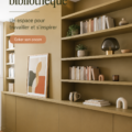 Bureau bibliothèque aménagé avec goût, alliant rangement et confort, idéal pour travailler